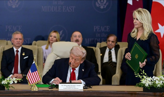 Donald Trump di KTT Gaza di Mesir pada 13 Oktober 2025. (Instagram @prabowo)